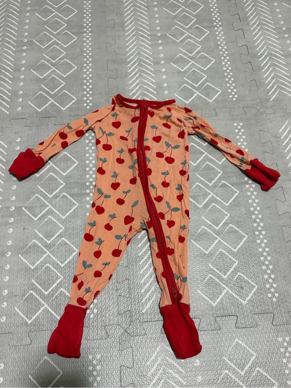 Little sleepies 0-3 months